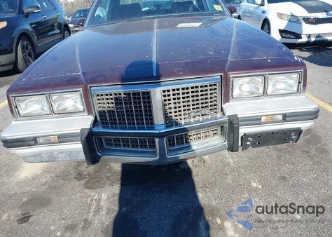 1987 Pontiac Grand Prix из США, поврежденный, VIN 2G2GJ11H7H2212611